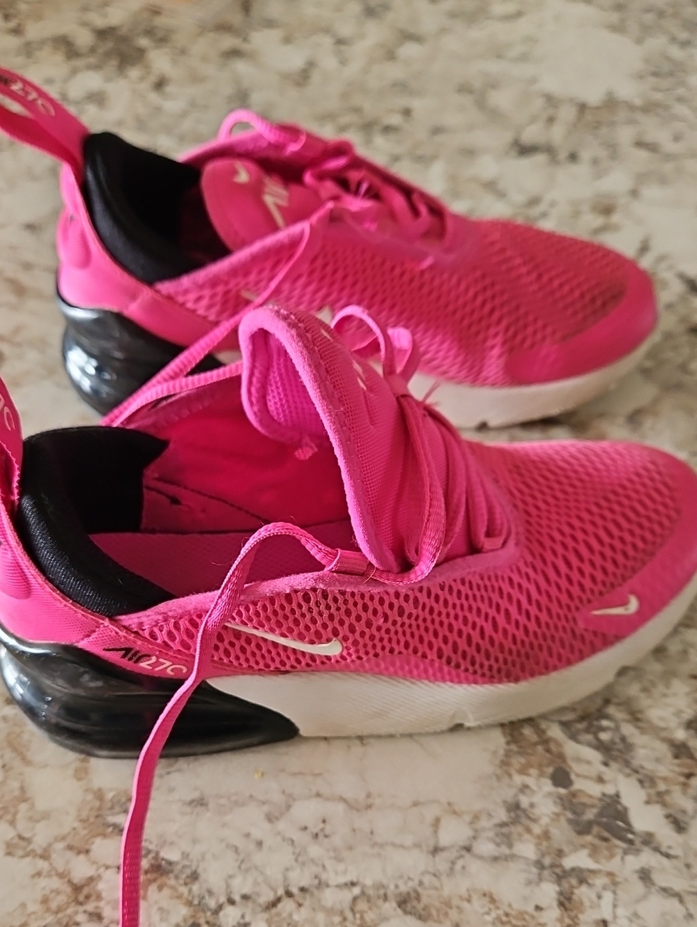 Nike Women's Hot Pink Mesh Air 270 Sneakers
